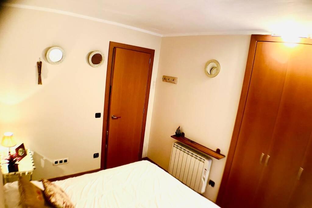 Mikka Devesa Apartment Incles Bagian luar foto