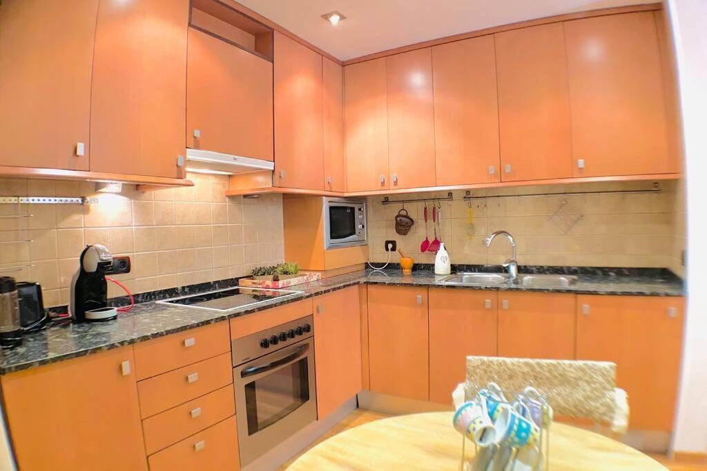 Mikka Devesa Apartment Incles Bagian luar foto