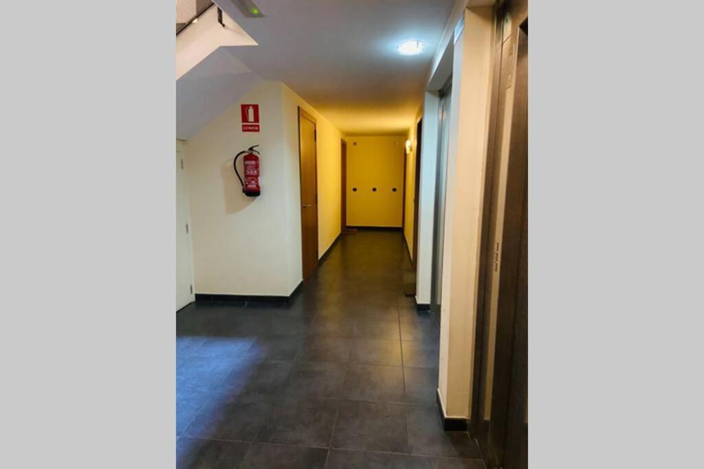 Mikka Devesa Apartment Incles Bagian luar foto