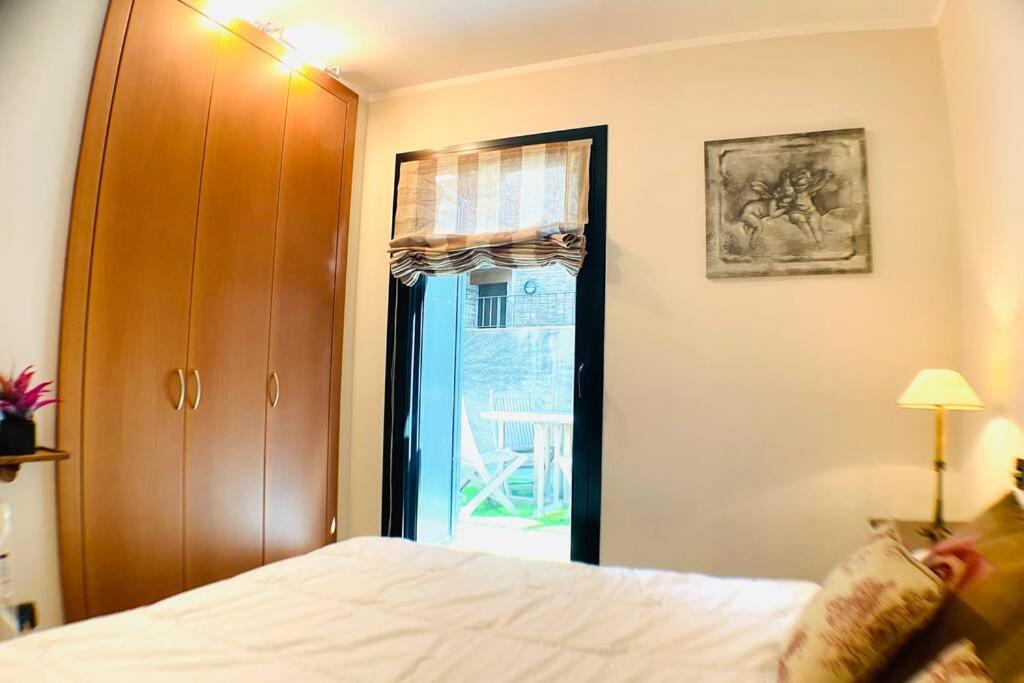 Mikka Devesa Apartment Incles Bagian luar foto